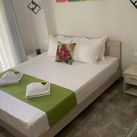 Aparthotel Harmony &