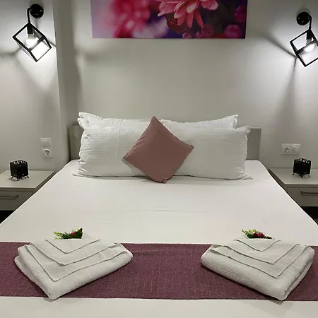 Harmony & Aparthotel