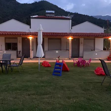 Ξενοδοχείο με διαμερίσματα Harmony &